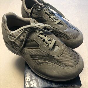 SAS Men's Gray Journey Mesh Athletic Sneakers